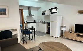 Pix Apartments